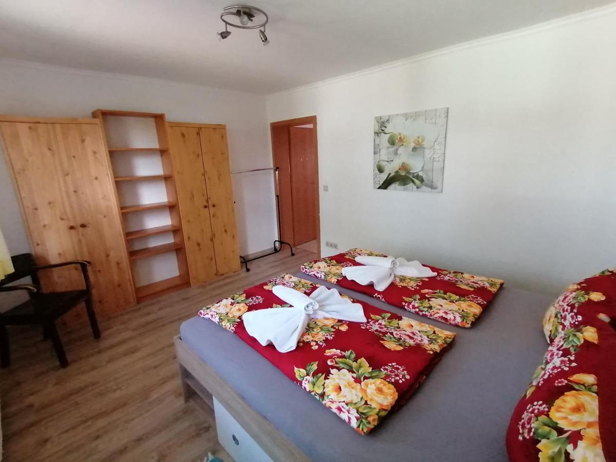 Ferienwohnung Am Haffberg Neverow Екстериор снимка